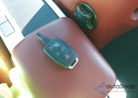 2011 Volvo C70 T5 from USA, damaged, VIN YV1672MC6BJ114811